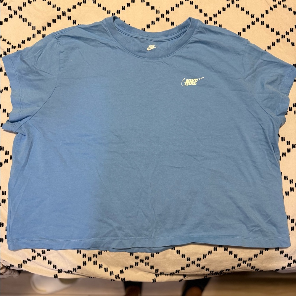 Nike Woman’s Light Blue Short Sleeve Tee
